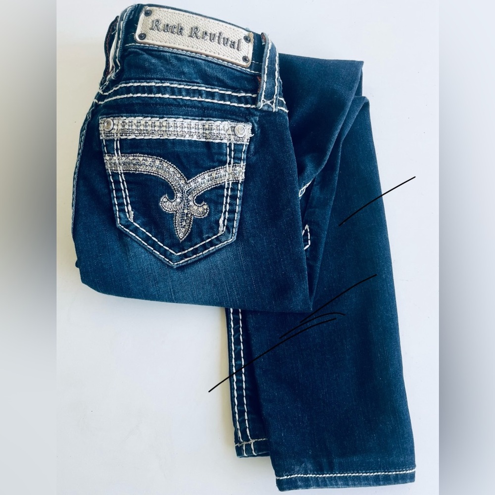 Rock Revival Ankle Skinny- A Classic Low Rise Fit